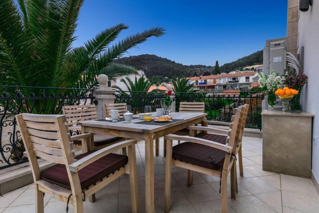 Seafront Apartment Duo Vis Zewnętrze zdjęcie